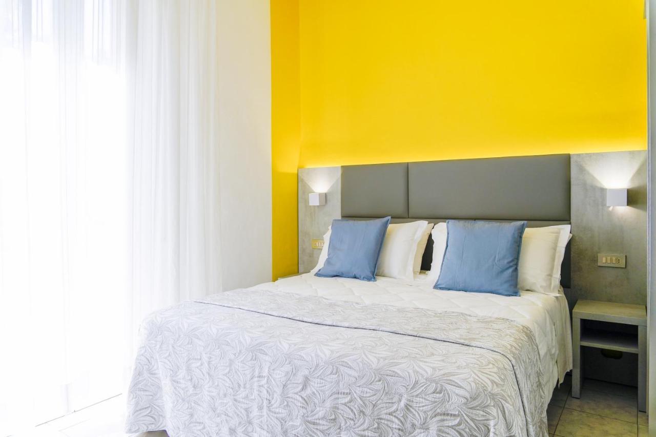 Hotel Mon Pays Rimini Exterior foto